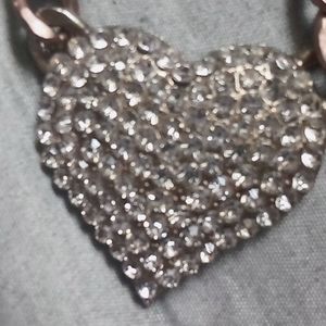 Heart-shaped diamond necklace